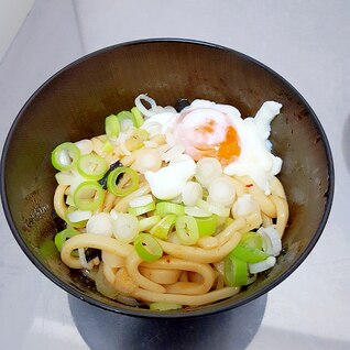 簡単！ピリ辛チゲ風油うどん☆